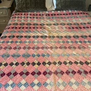 Vintage Patchwork Granny Square Quilt Homemade Reversible 75” x 75” Antique!!